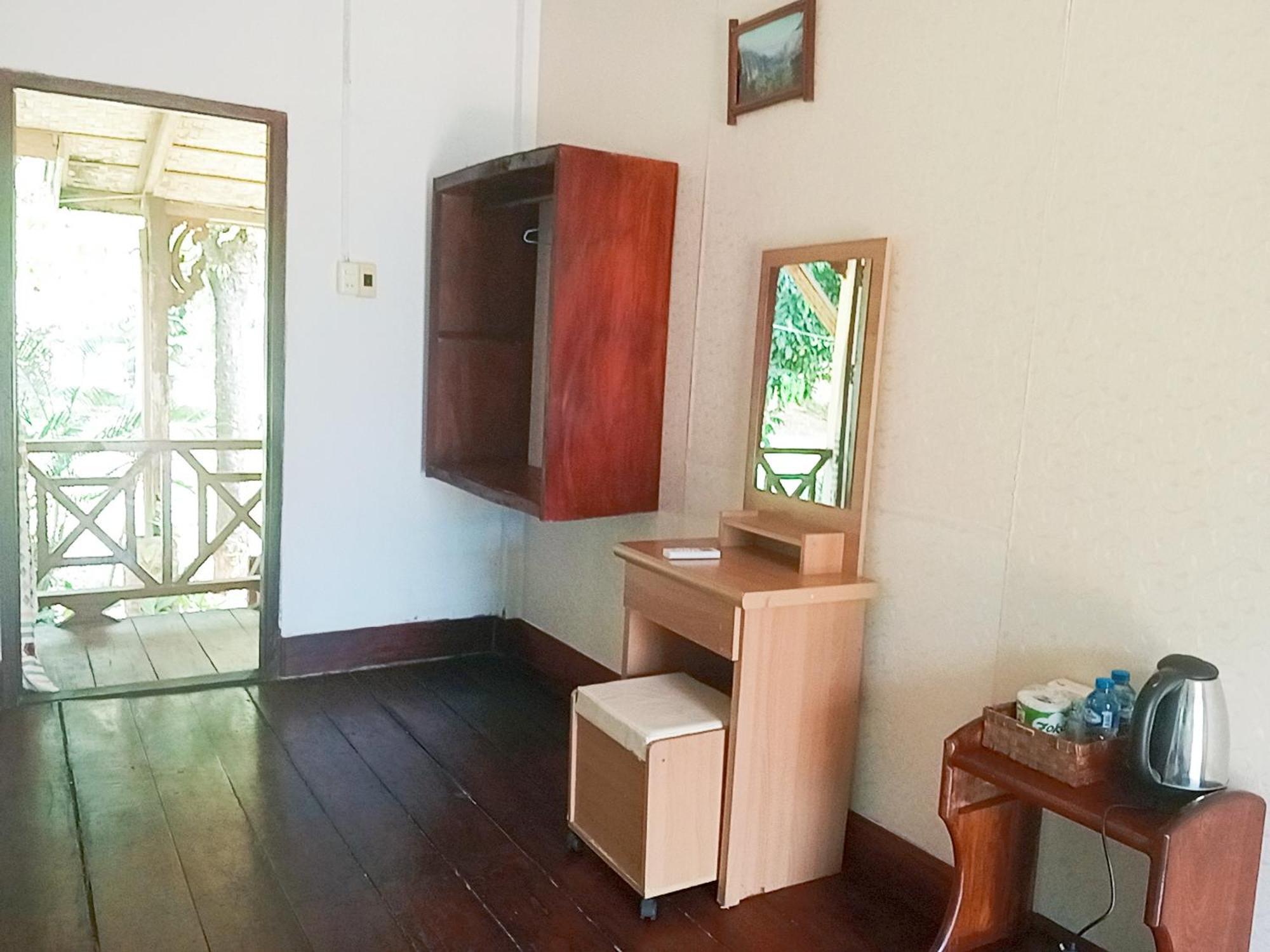 Vangvieng Ruby'Homestay فان فيان المظهر الخارجي الصورة