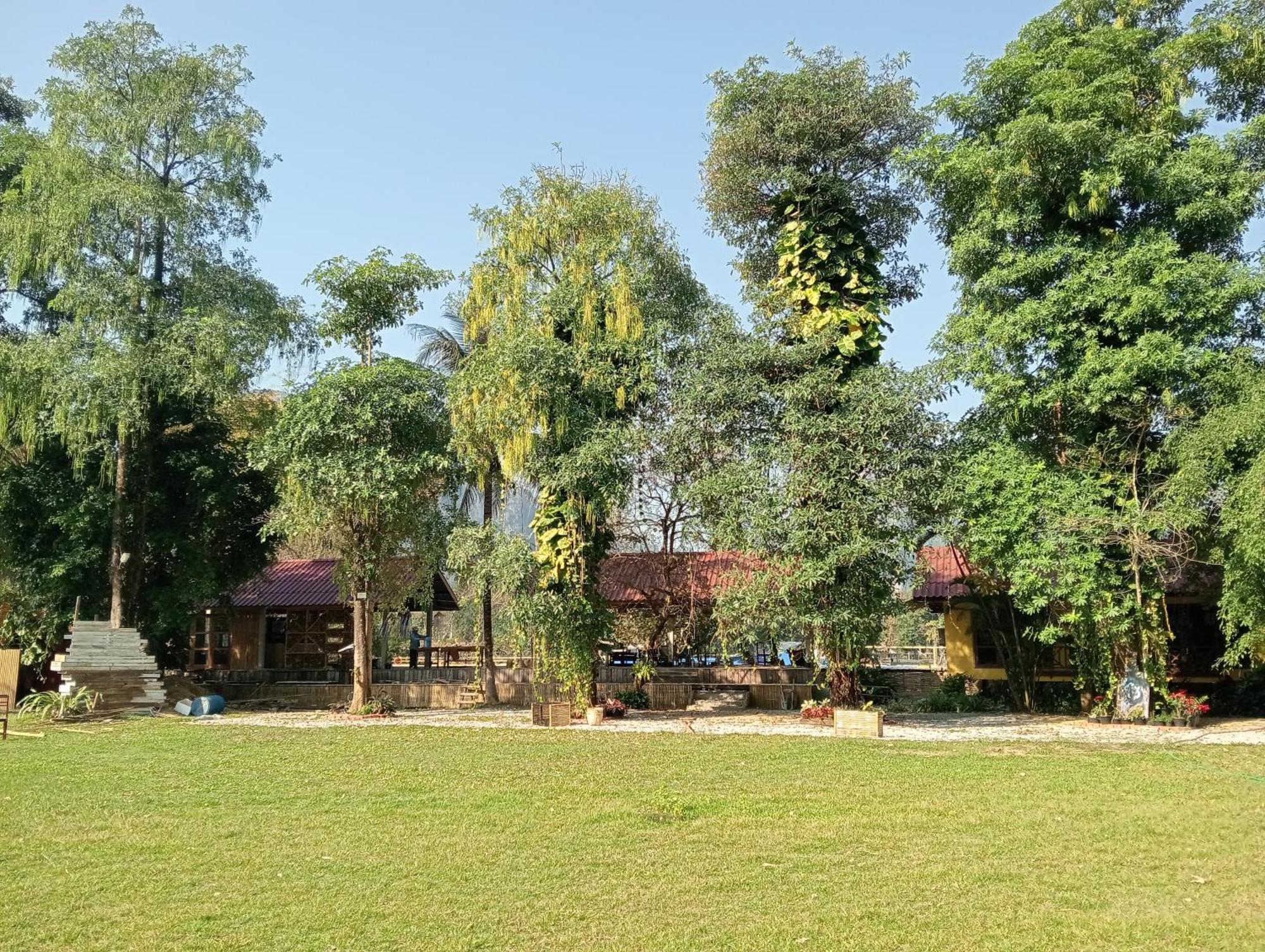 Vangvieng Ruby'Homestay فان فيان المظهر الخارجي الصورة