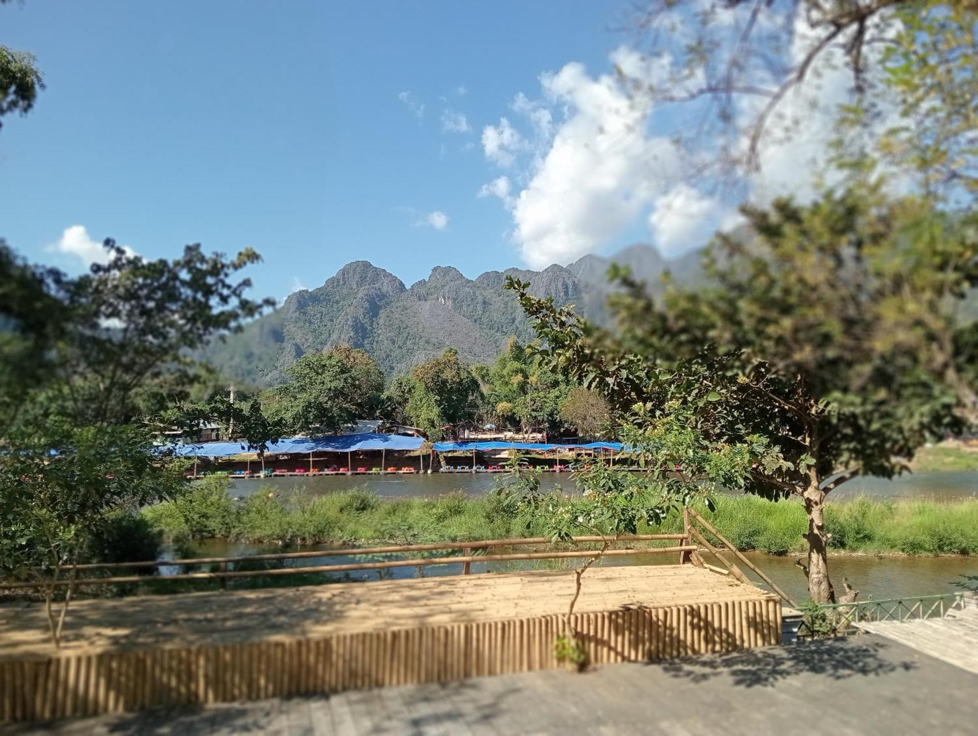 Vangvieng Ruby'Homestay فان فيان المظهر الخارجي الصورة