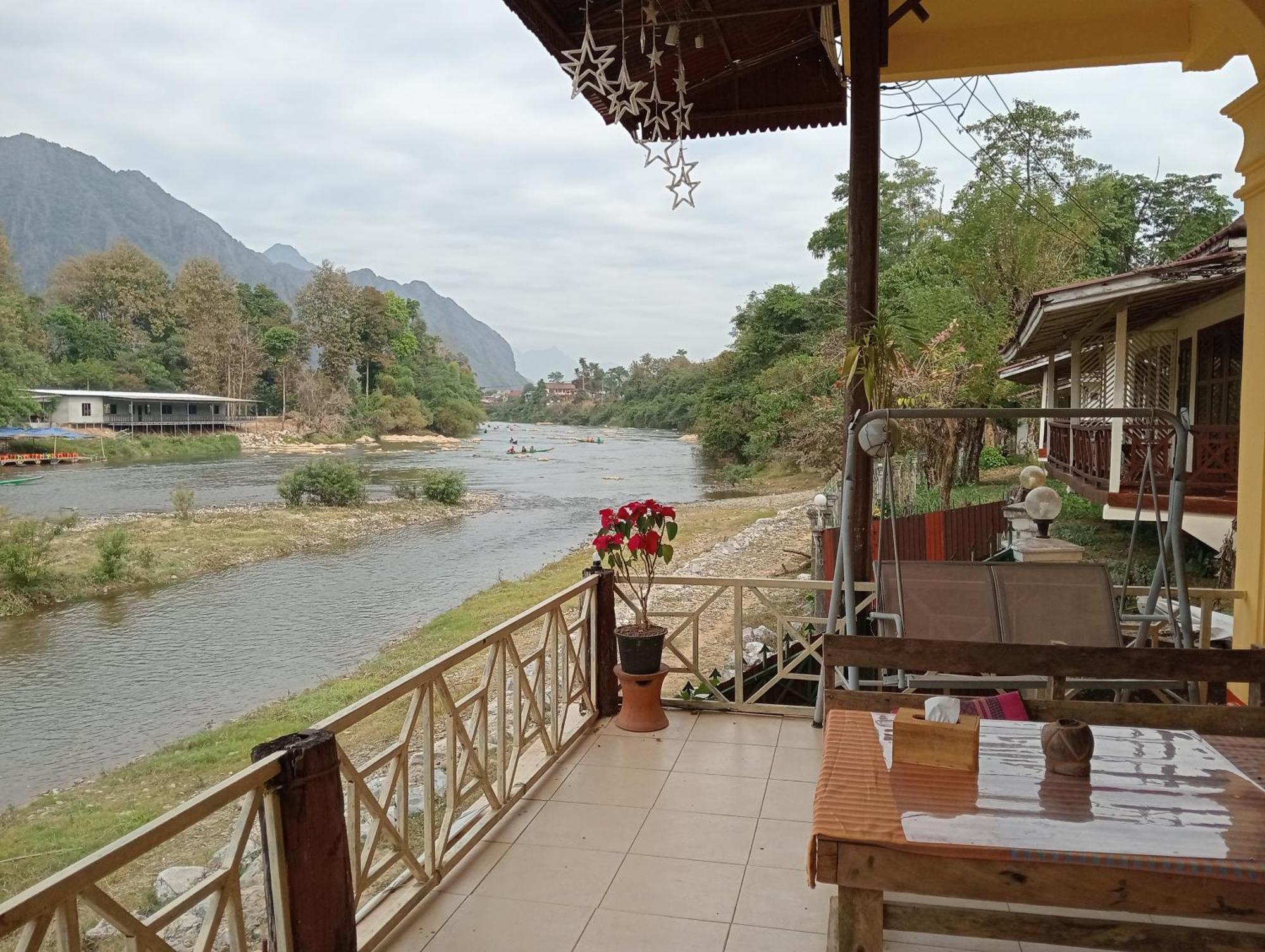Vangvieng Ruby'Homestay فان فيان المظهر الخارجي الصورة